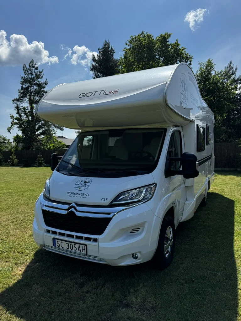 CI Horon 74 XT – wynajem w Camplore