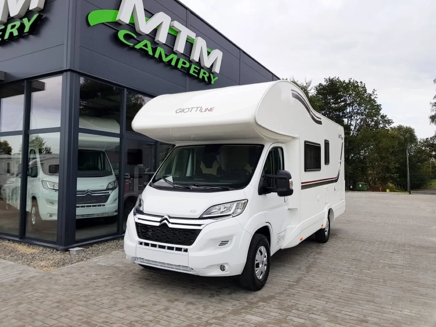 Citroën Jumper Alkowa – wynajem w Camplore